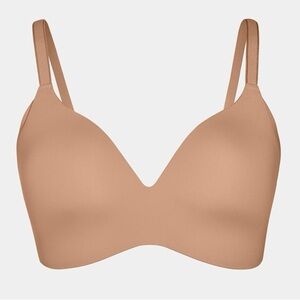Knix Size 8 (40D, 40DD, 40E/DDD, 42D, 42DD) WingWoman Contour Bra